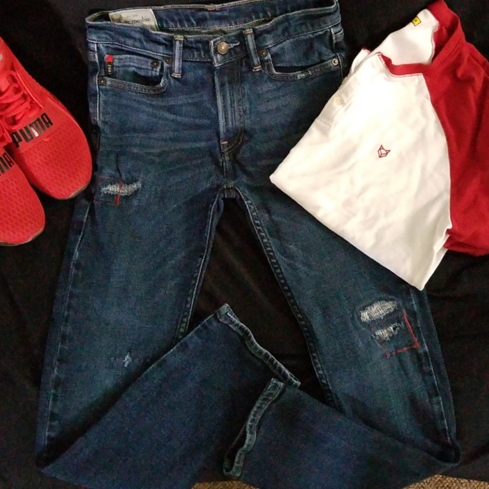ABERCROMBIE BOYS SKINNY JEANS